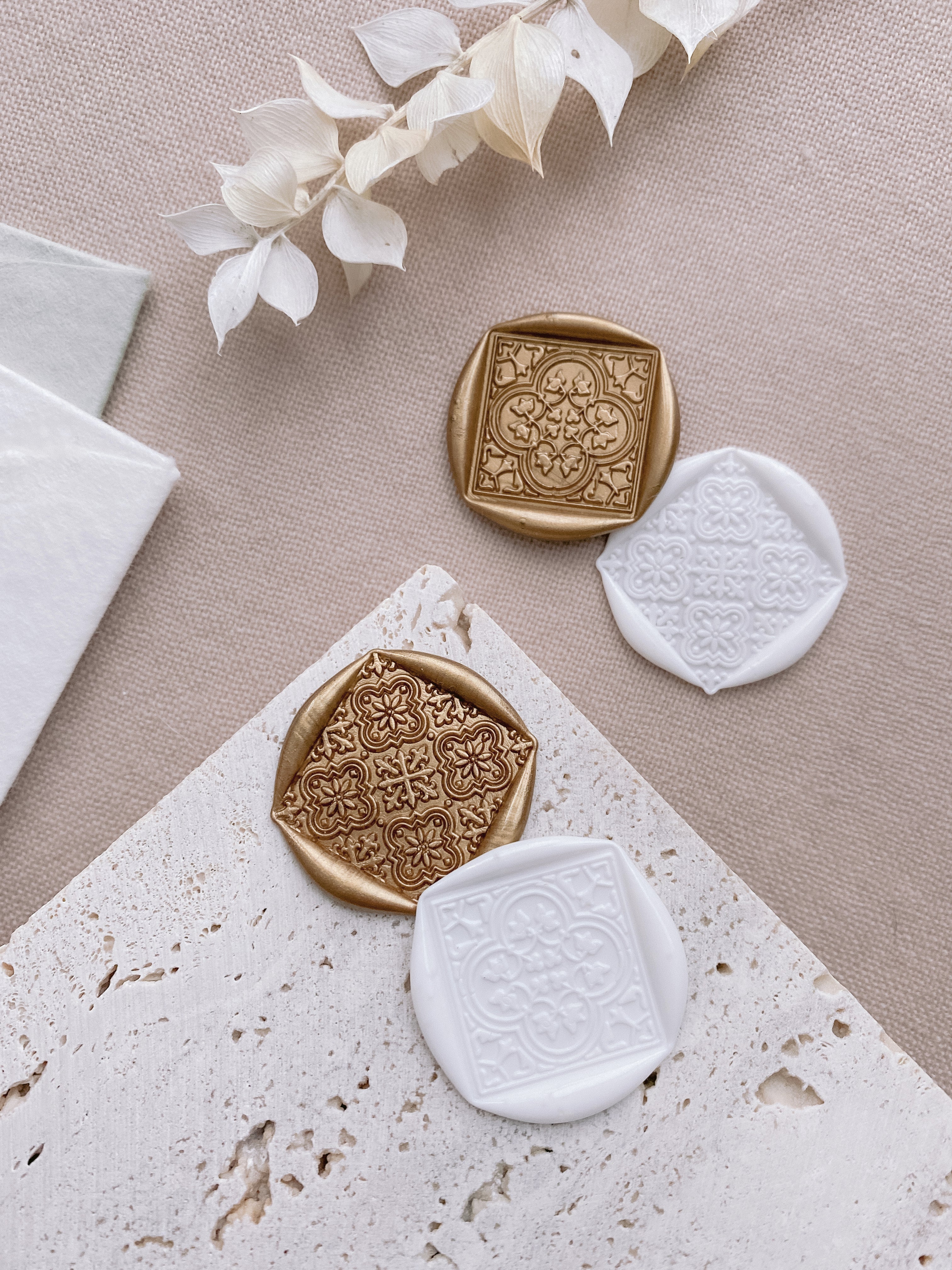 Amira Quatrefoil Wax Seal Stamp – Olive Paperie Co.