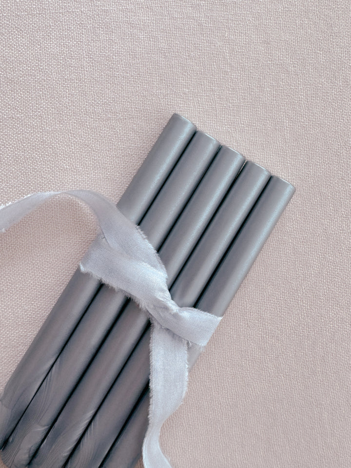 five pieces of silver glue gun sealing wax sticks